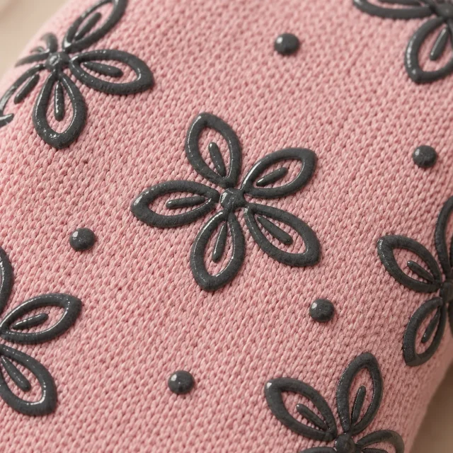 Petal Toeless Grip Socks close up