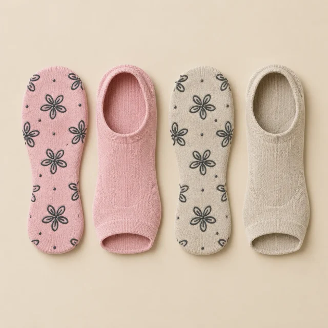 Petal Toeless Grip Socks laid flat
