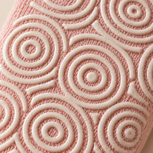 Ripple Crew Grip Socks close up