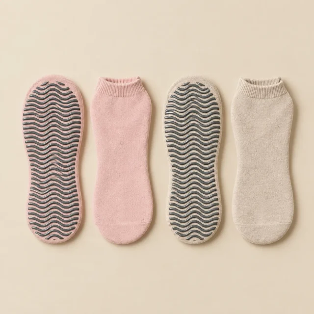 Tide Ankle Grip Socks laid flat